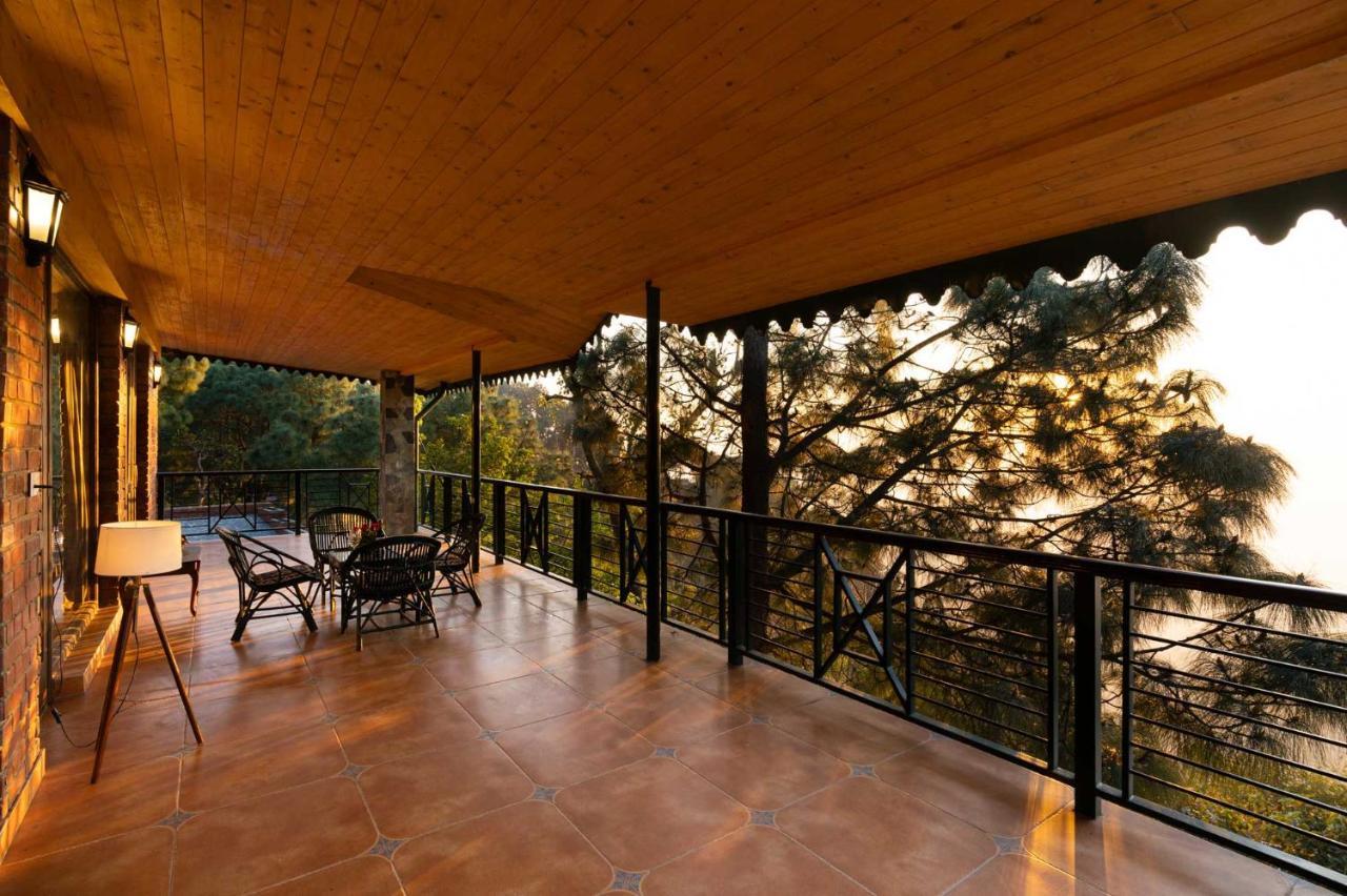 Stayvista At The Winter Line With Complimentary Breakfast Kasauli Exteriör bild