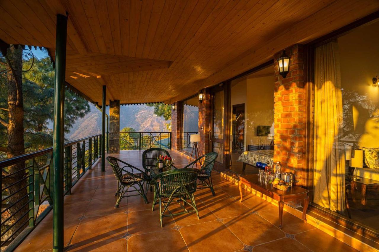 Stayvista At The Winter Line With Complimentary Breakfast Kasauli Exteriör bild